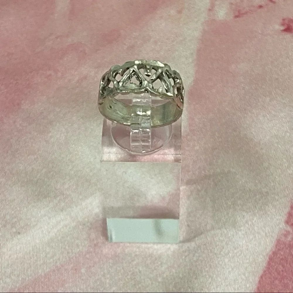 VINTAGE Silver Heart Handmade Die Cut Ring - Picture 4 of 11